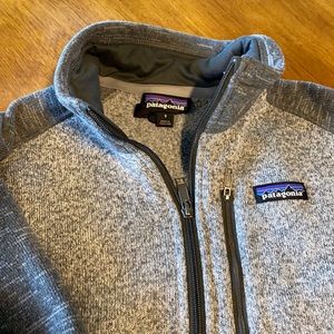 Zip up Patagonia pullover